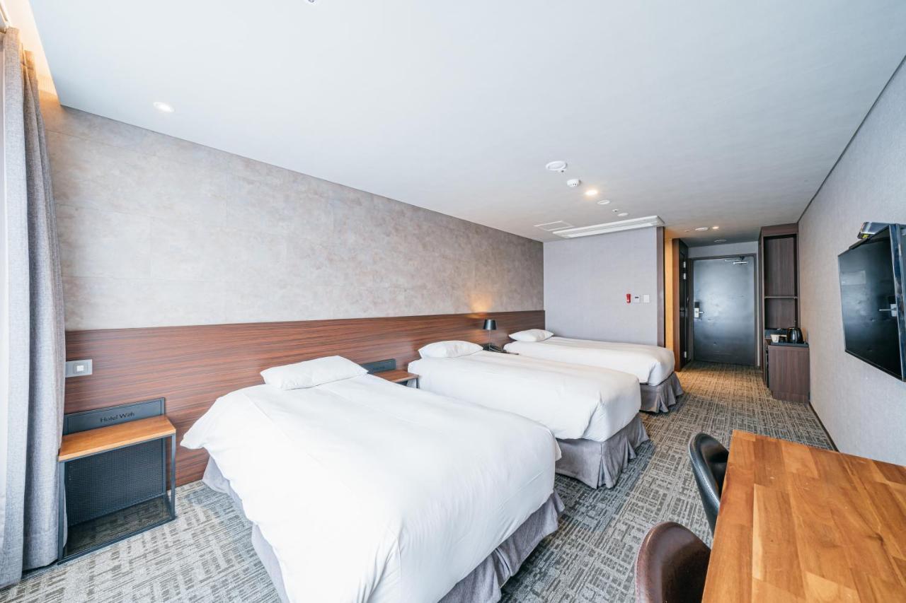 Hotel With City Jeju Exterior photo